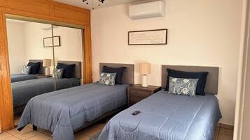 2 bedrooms, WiFi, bed sheets