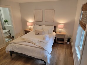 4 makuuhuonetta, silitysrauta/-lauta, vauvan matkasänky, ilmainen Wi-Fi