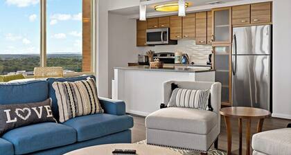 Unique Collection | Luxury | Tysons | Rooftop Pool