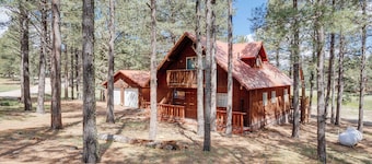 Home close to the Lake and Overlooking Cougar Trail