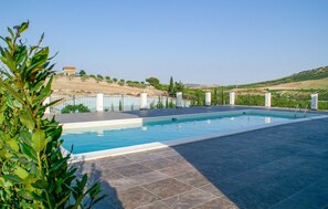 Pool - Stunning apartment in Mazzarino (Mazzarino)