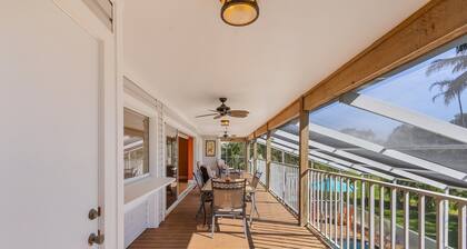 Bokeelia Bliss! 3/3 Heated Pool, Boat Ramp Included!