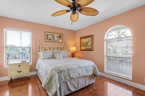 3 bedrooms, free WiFi, bed sheets