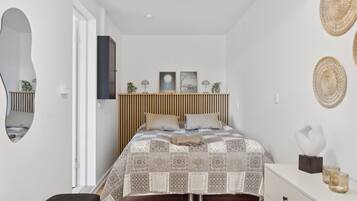 1 chambre, fer et planche à repasser, Wi-Fi gratuit