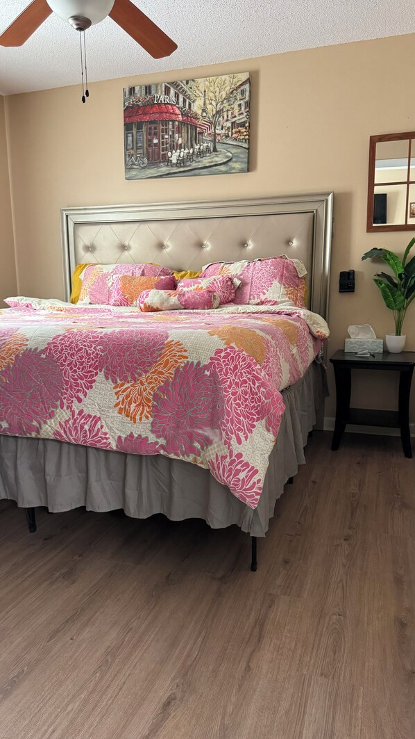 2 bedrooms, iron/ironing board, WiFi, bed sheets