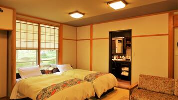 Habitación con 2 camas individuales, para no fumadores, baño privado (La room, 1F, Japanese Style) | Caja de seguridad en la habitación y wifi gratis