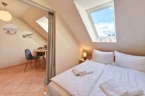 3 bedrooms, WiFi, bed sheets