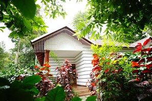 Exterior - Coorg Orange Blossom Resort and Spa (Somvarpet)