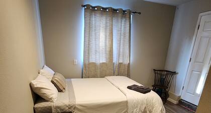 Lovely 2-bedroom unit in Federal Way