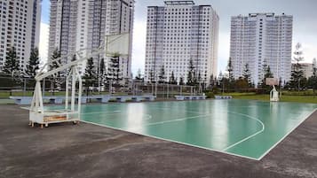 Sport court