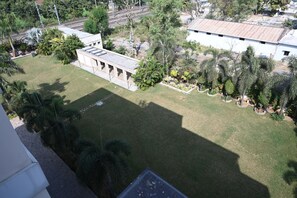 Quarto superior, vista para o jardim | Vista do quarto