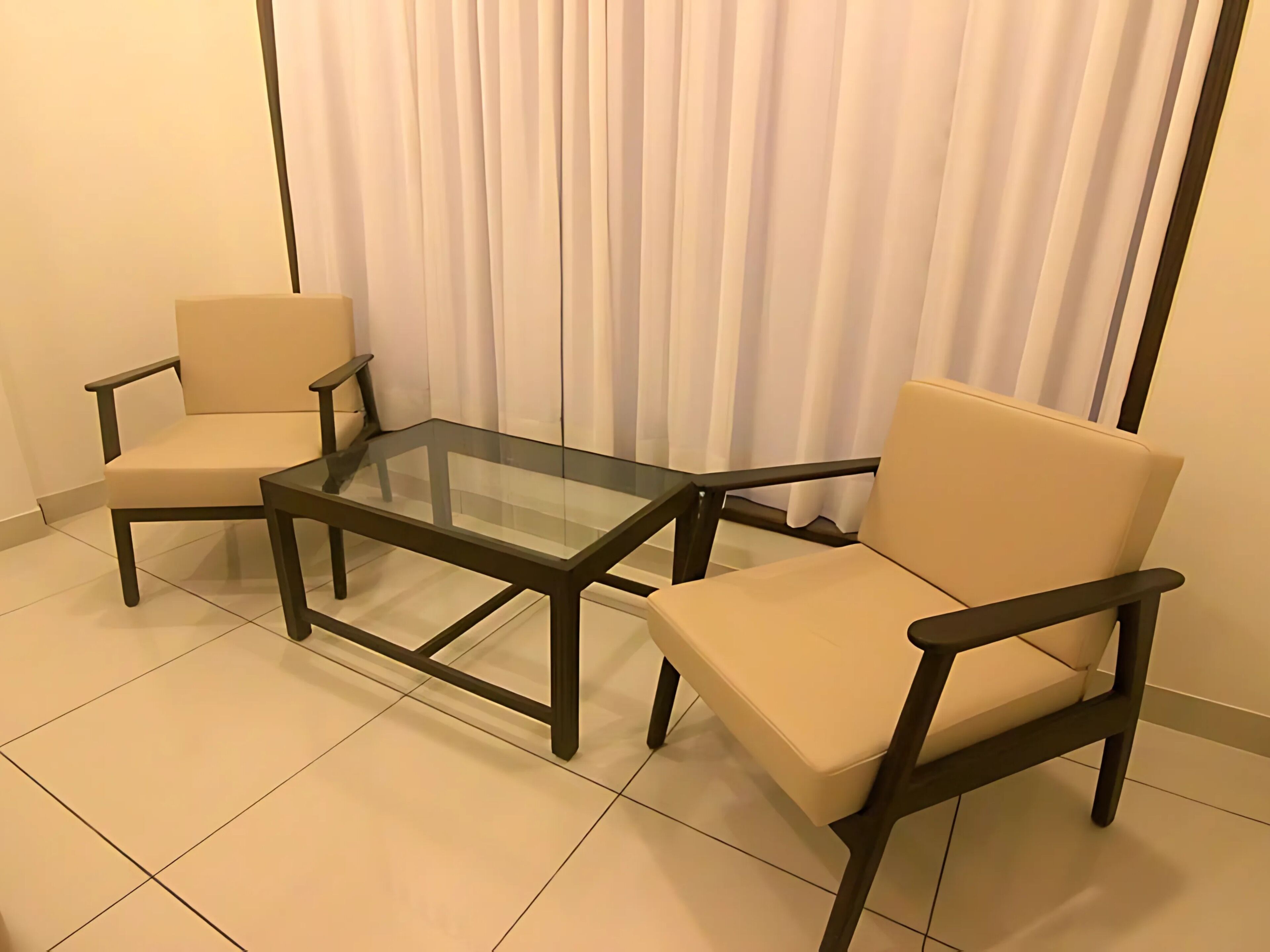 Deluxe Shared Dormitory, Non Smoking | Living area | LED TV