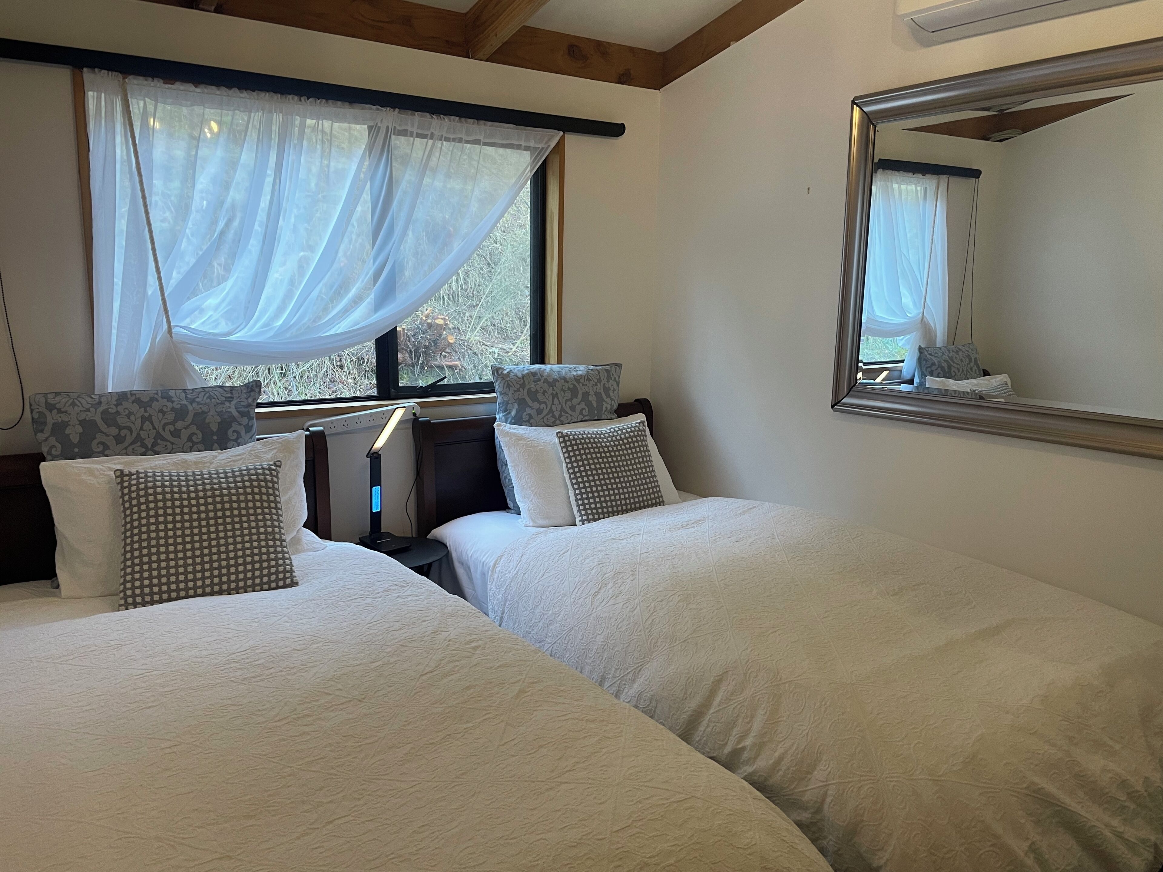 Economy Room, 2 Single Beds, Non Smoking, Garden View | Blackout curtains, iron/ironing board, free WiFi