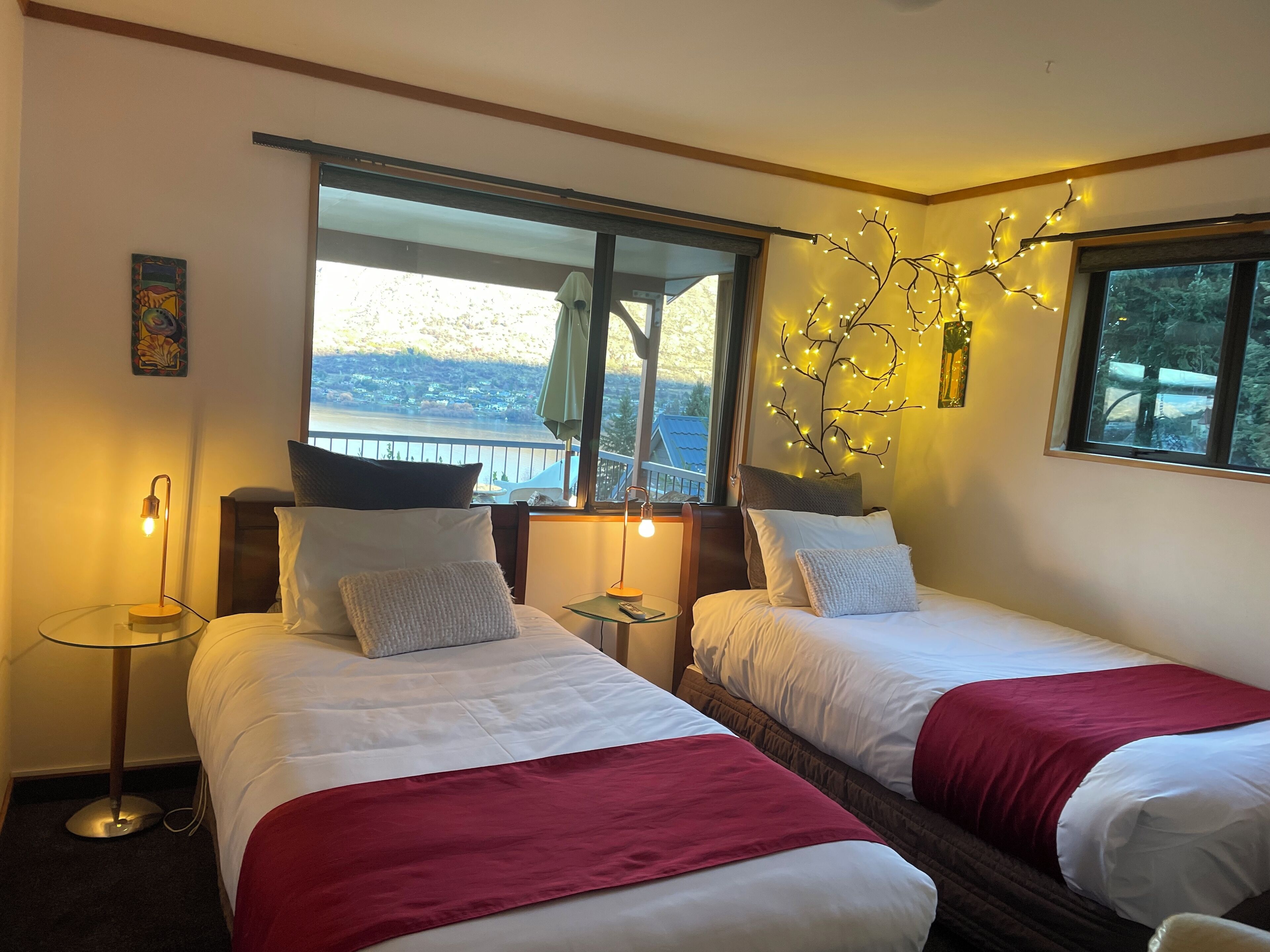 Classic Double or Twin Room, Lake View, Mountainside | Blackout curtains, iron/ironing board, free WiFi