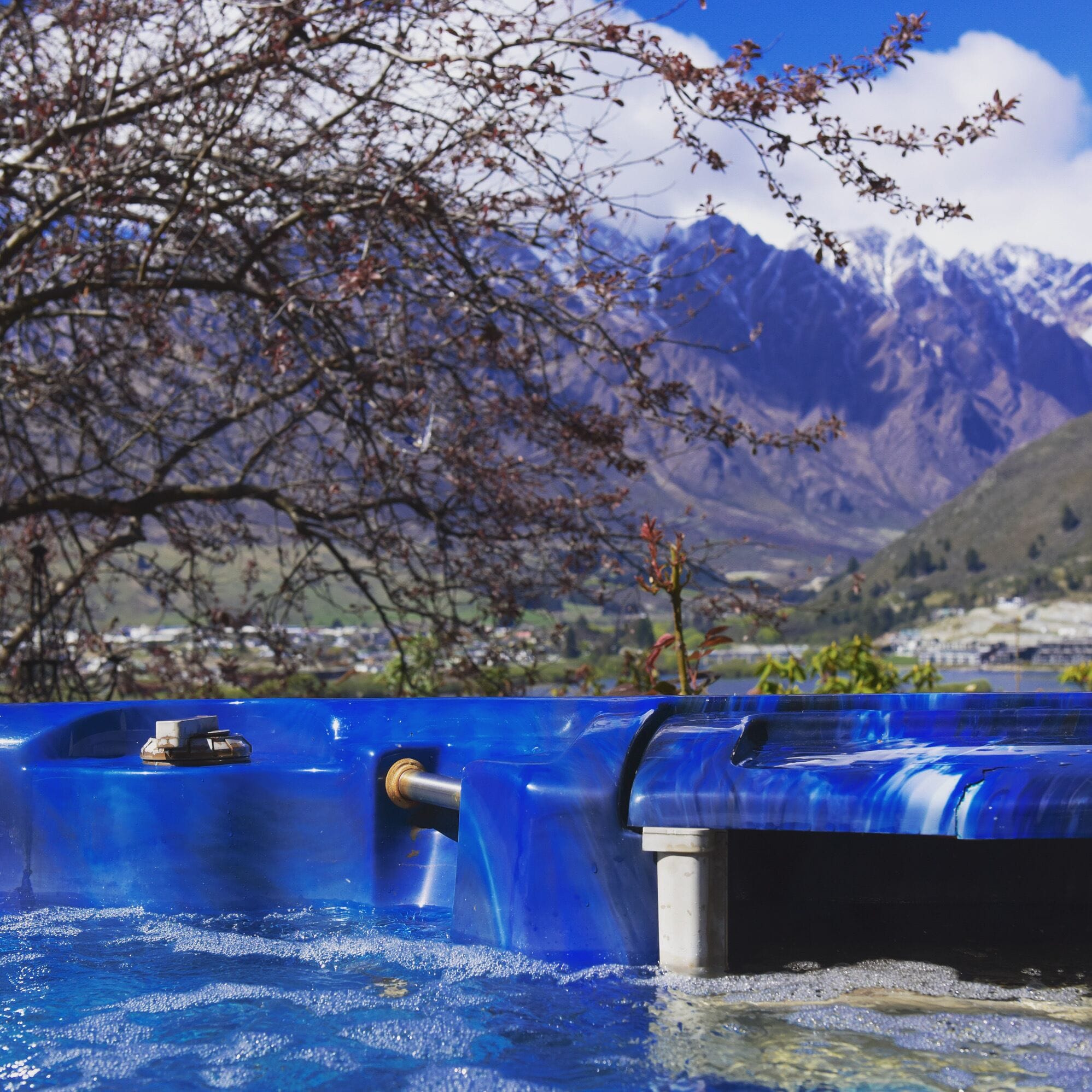 Bồn tắm spa ngoài trời