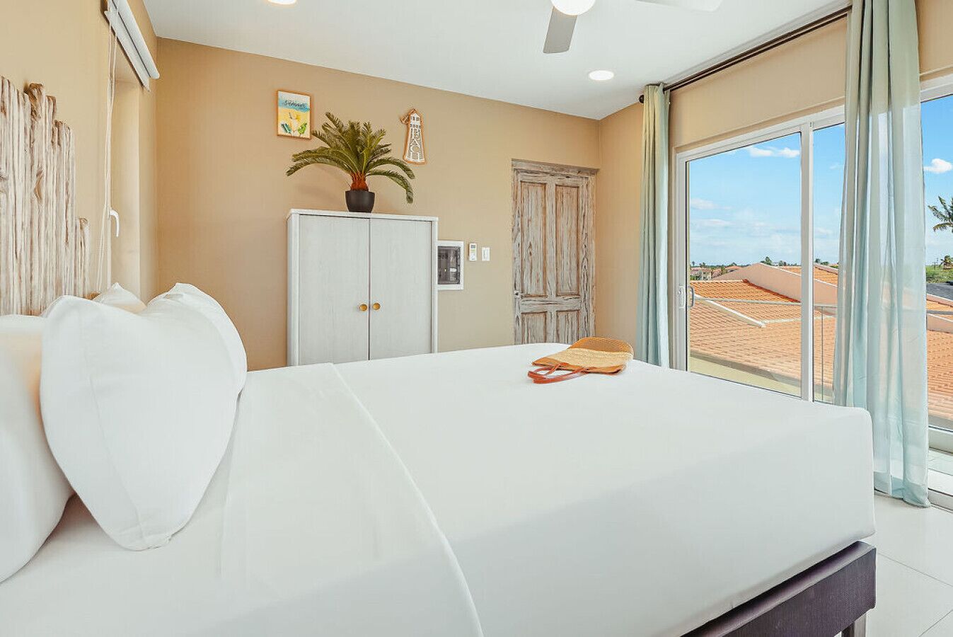 8 Schlafzimmer, WLAN, Bettwäsche