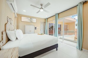 8 bedrooms, WiFi, bed sheets
