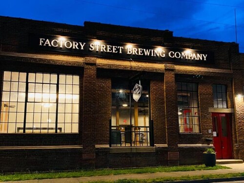 Uncle Nelson's Woodland Hideaway! Scottsburg, VA