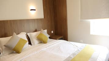 Desk, iron/ironing board, free WiFi