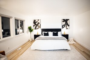 3 bedrooms, in-room safe, iron/ironing board, free WiFi