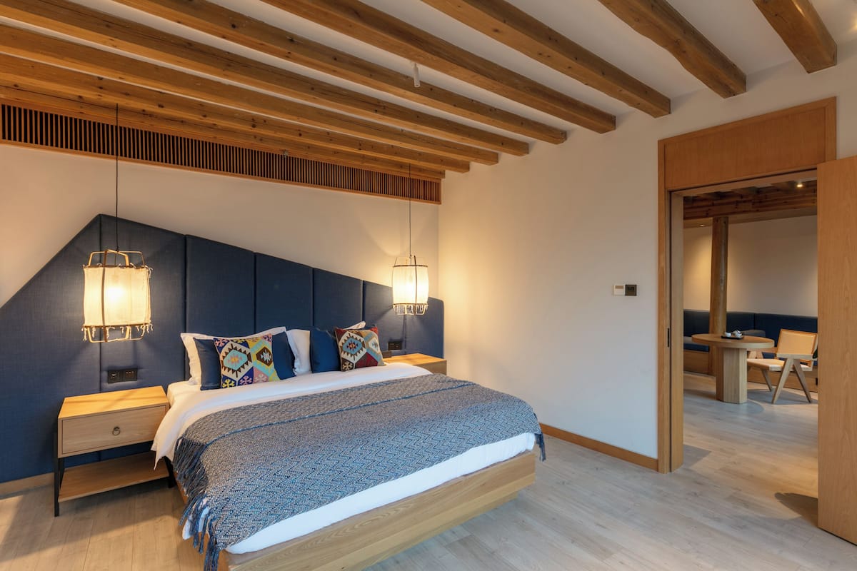 Suite senior, vista a la ciudad | 1 habitación y wifi gratis