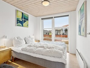 3 bedrooms, Internet