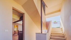 Unclassified image, 3 of 38, button - Menesini by Interhome (Viareggio)