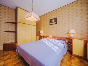2 habitaciones, tabla de planchar con plancha y wifi 