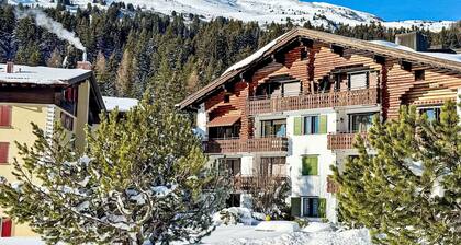 Agréable appartement pour 4 personnes avec WIFI, TV, patio, vue panoramique et parking
