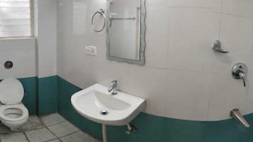 Dusche, Handtücher, Seife, Shampoo
