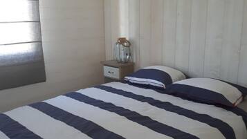 3 chambres, fer et planche Ă repasser, Wi-Fi, draps fournis