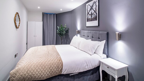 Apartemen | 1 kamar tidur, setrika/meja setrika, Wi-Fi gratis, dan seprai linen