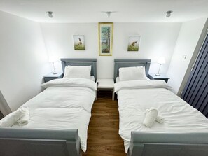 Maison | 7 chambres, fer et planche à repasser, accès au Wi-Fi (inclus)