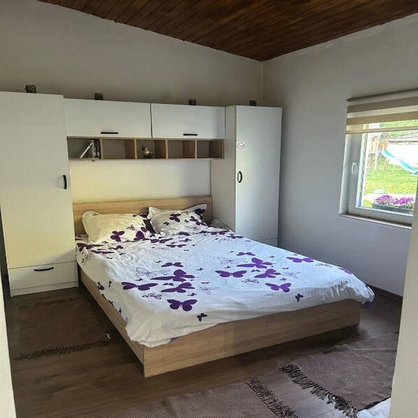 2 camere, ferro/asse da stiro, Wi-Fi