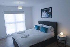 2 Schlafzimmer, Bügeleisen/Bügelbrett, WLAN, Bettwäsche