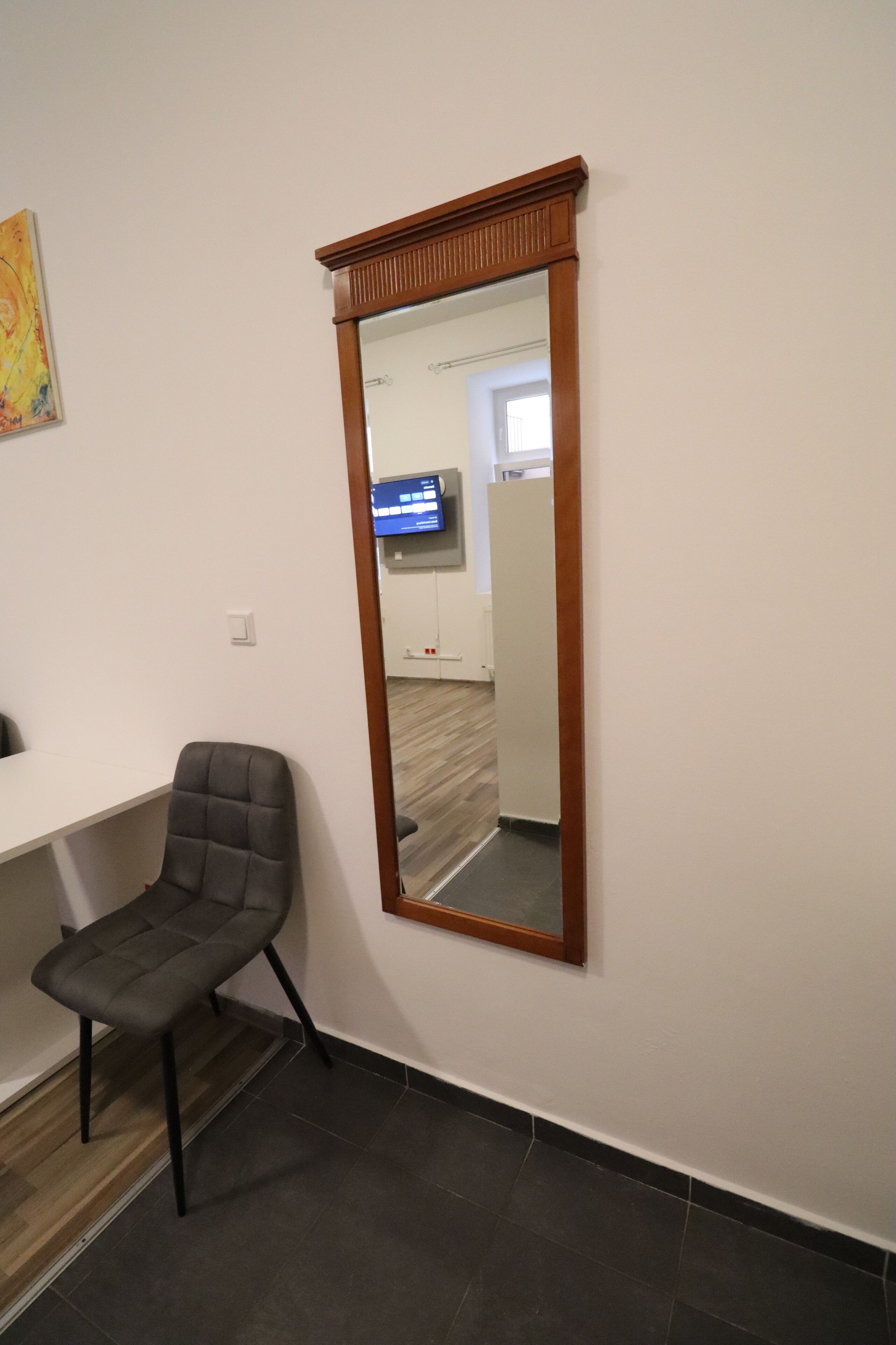 Photo - Grey Palazzo 1050 Vienna