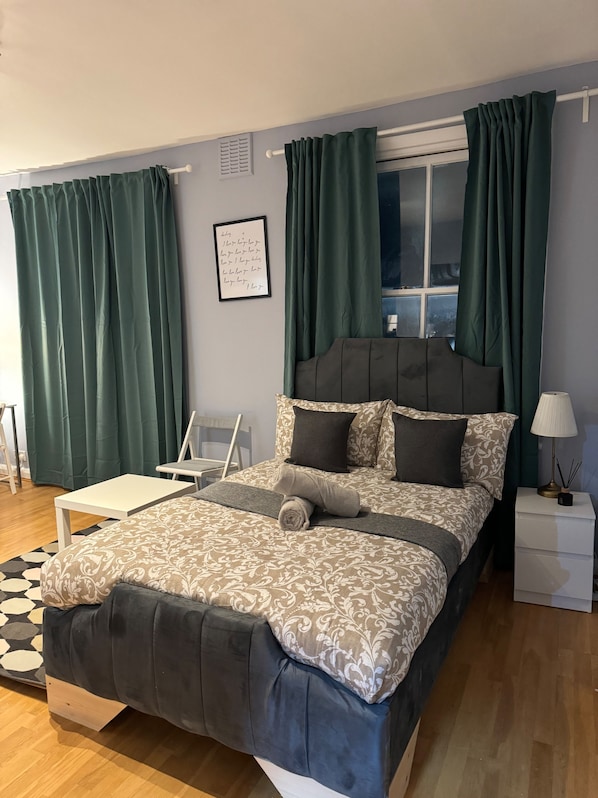 Apartament | 1 dormitori, wifi gratuïta i roba de llit