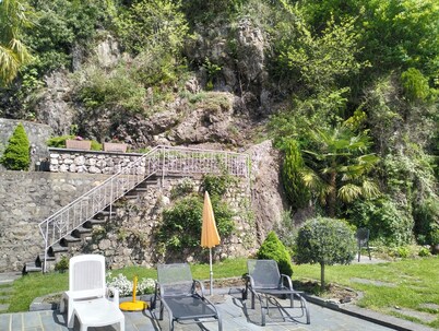 Villa in Caslano Ticino Private house with pool, 150 m from Lake Lugano.