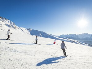 SkidÄkning och snöaktiviteter