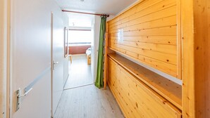 Unclassified image, 4 of 16, button - Charming apartment for 5, near slopes and shops (Saint-François-Longchamp)