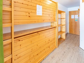 Interior - Charming apartment for 5, near slopes and shops (Saint-François-Longchamp)
