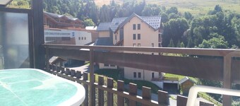 Charming 3-room duplex for 8, balcony, center location