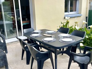 Buiten dineren