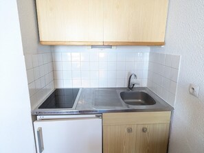 Kühlschrank, Mikrowelle