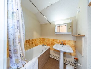 Bathroom - Charming 24m² studio for 4, ski-in ski-out, near spa center (Saint-François-Longchamp)