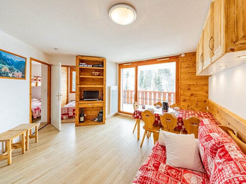 Modern apartment for 7, center location, close to slopes
