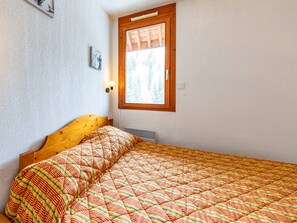 2 bedrooms, WiFi - Comfortable apartment 7 ppl near slopes and shops (Saint-François-Longchamp)