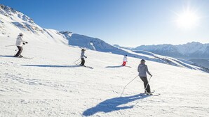 Unclassified image, 4 of 10, button - Comfortable apartment 7 ppl near slopes and shops (Saint-François-Longchamp)