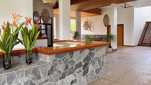 Ảnh chưa phân loại, 2 trong số 98 ảnh, nút