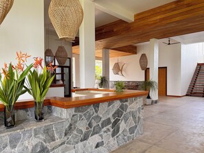 Reception - Coastline Mirissa Boutique hotel and spa (Mirissa)